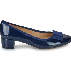 Betty London - Hélène