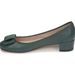 Betty London - Hélène